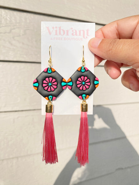 Flower Tile with Tassel (Gold Only)